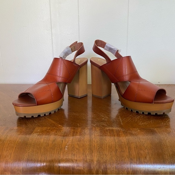 New Chunky Heel Sandel 9.5 Stacked Block Cognac Brown Strap Comfort Retro - Picture 2 of 11